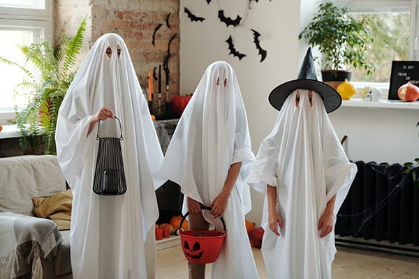 Spooktacular Ways of Celebrating Halloween without Overspending